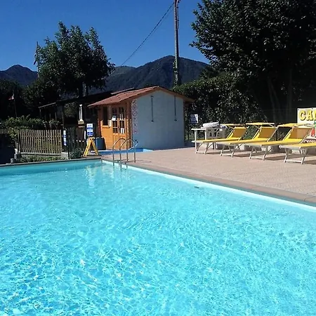 Parque de Campismo Royal *